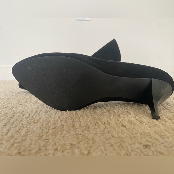 DKNY Suede Pump Shoes Size 8 - Picture 8 of 10